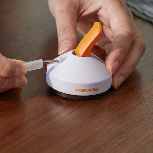 Fiskars Tabletop Seam Ripper Online Hot Sale - Image 4